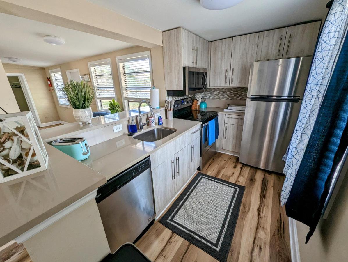 Charming & Cozy Lagoon Retreat - Steps From River - Parking Titusville Bagian luar foto