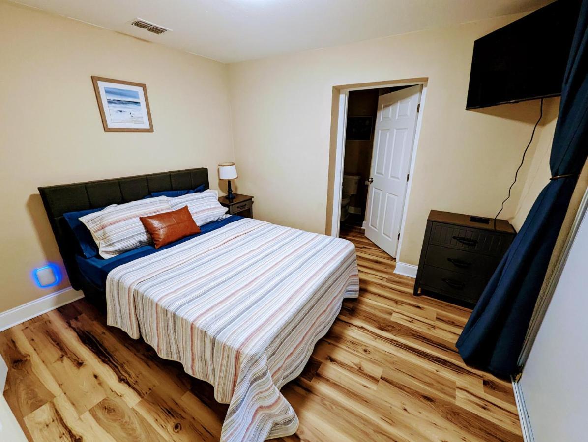 Charming & Cozy Lagoon Retreat - Steps From River - Parking Titusville Bagian luar foto