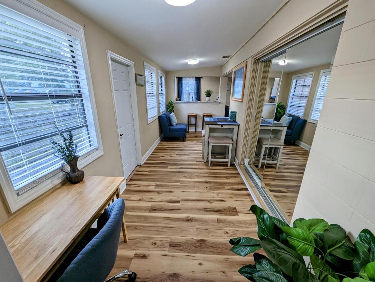 Charming & Cozy Lagoon Retreat - Steps From River - Parking Titusville Bagian luar foto